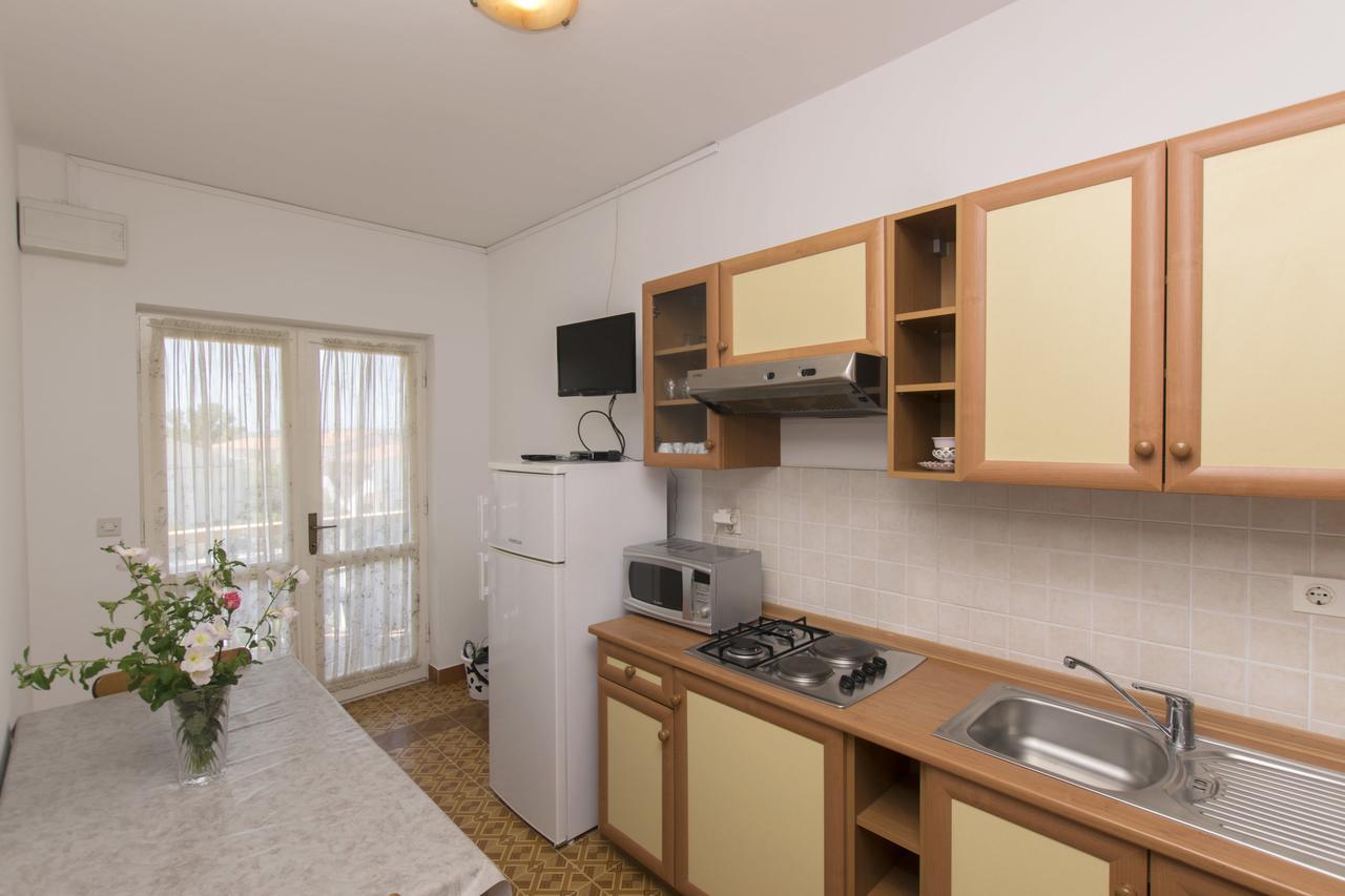 Apartments Sanja Povljana Zewnętrze zdjęcie